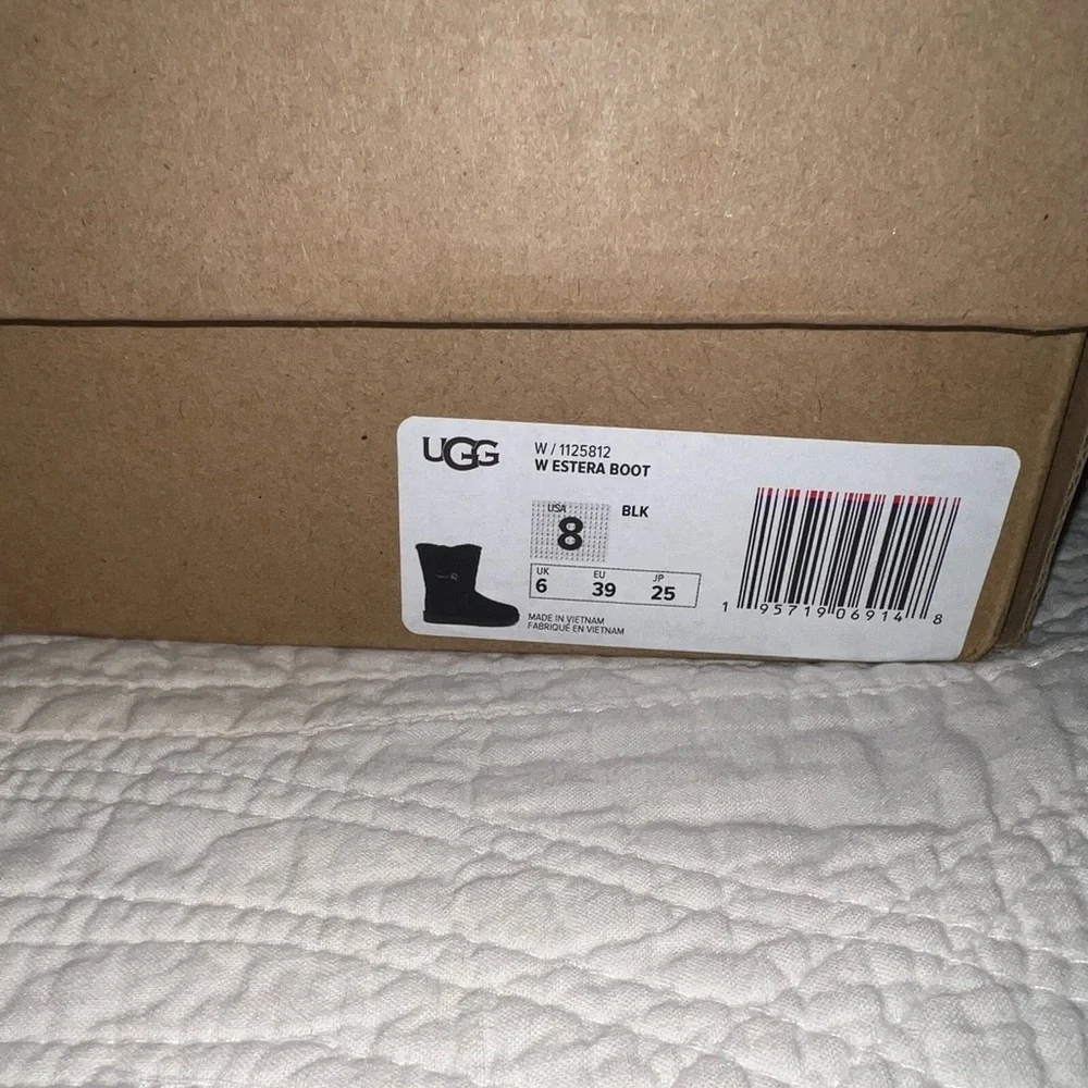 Black UGG Estera Boots - Picture 9 of 10